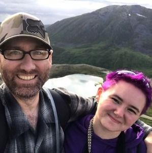 Meet your Posher, Iris